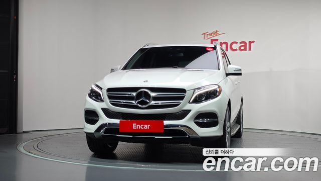 Mercedes-Benz GLE-Class 2018 — photo 3