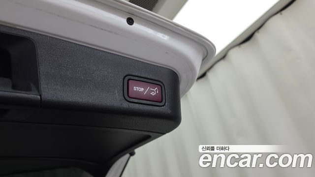 Mercedes-Benz GLE-Class 2018 — photo 31