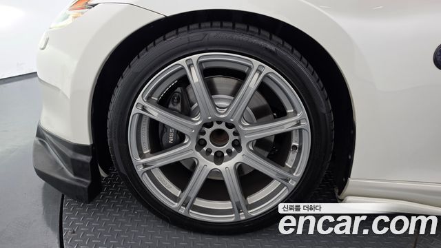 Nissan 370Z 2009 — photo 5