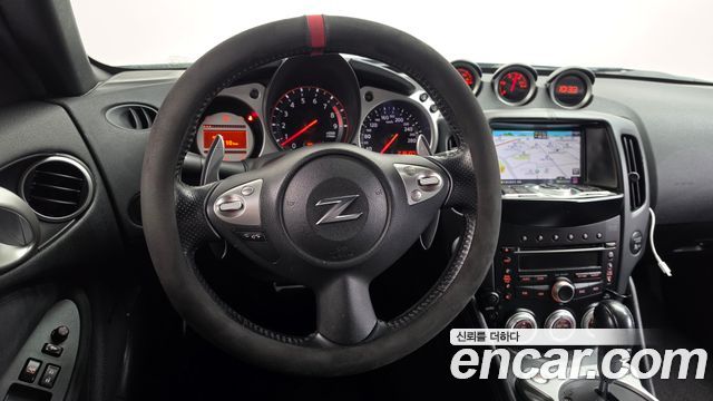 Nissan 370Z 2009 — photo 14