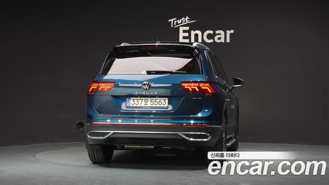Volkswagen Tiguan 2022 — photo 4
