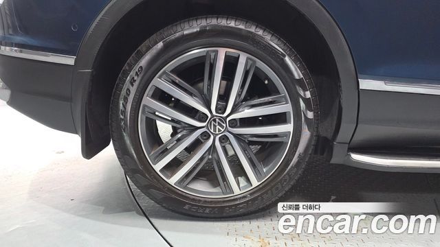 Volkswagen Tiguan 2022 — photo 5