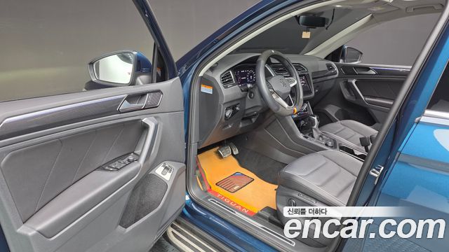 Volkswagen Tiguan 2022 — photo 10