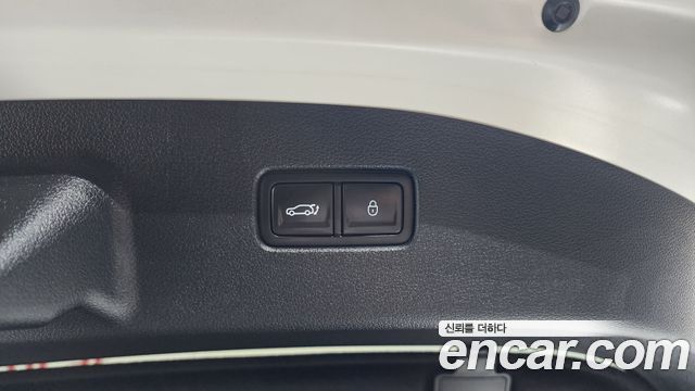Genesis G70 2023 — photo 21