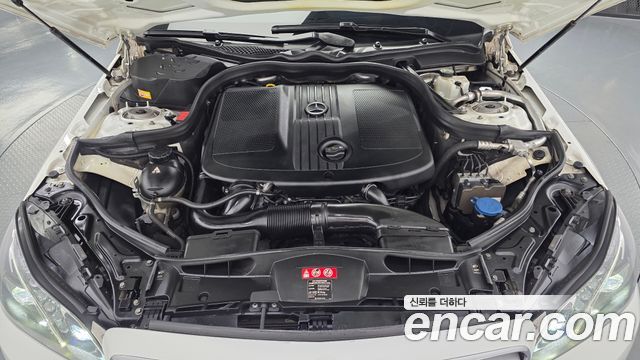 Mercedes-Benz E-Class 2015 — photo 6
