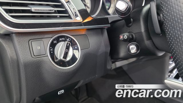 Mercedes-Benz E-Class 2015 — photo 15