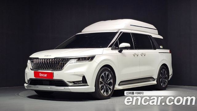 Kia Canival 2023 — photo 1