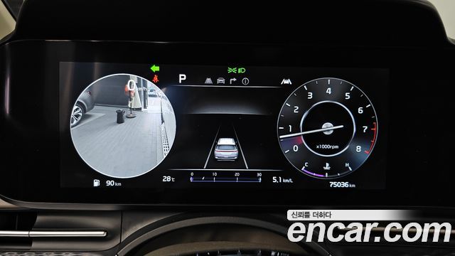 Kia Canival 2023 — photo 8