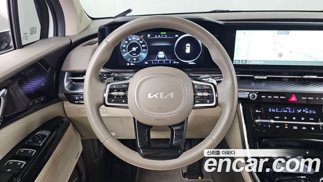 Kia Canival 2023 — photo 13