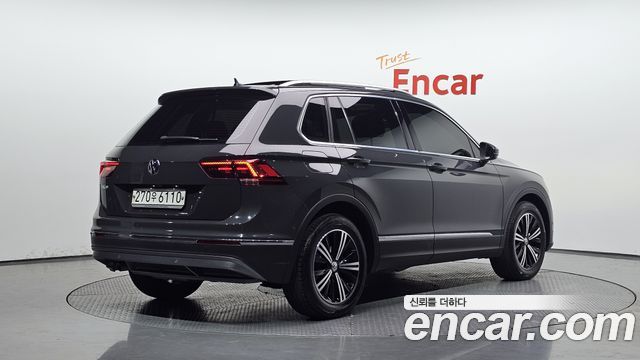 Volkswagen Tiguan 2020 — photo 2