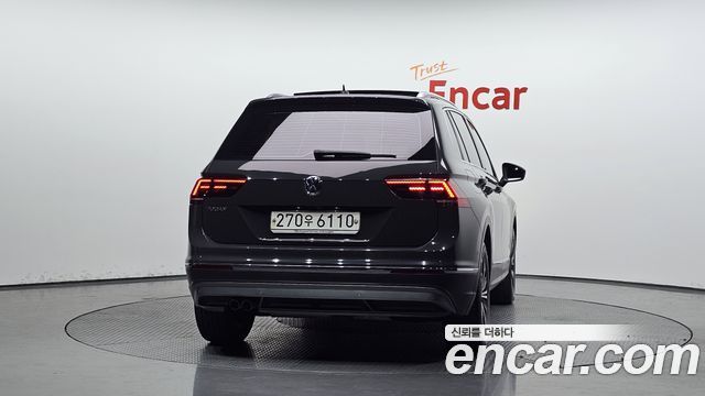 Volkswagen Tiguan 2020 — photo 4