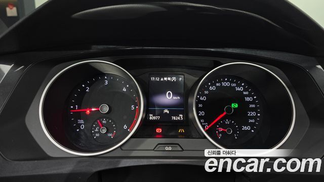 Volkswagen Tiguan 2020 — photo 11
