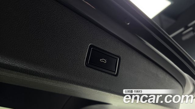 Volkswagen Tiguan 2020 — photo 26