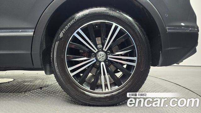 Volkswagen Tiguan 2020 — photo 7
