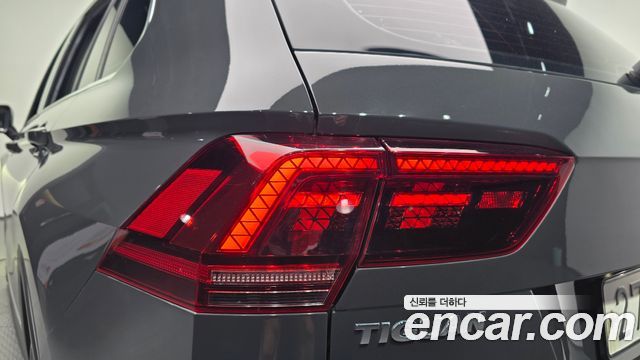 Volkswagen Tiguan 2020 — photo 9
