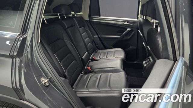 Volkswagen Tiguan 2020 — photo 16
