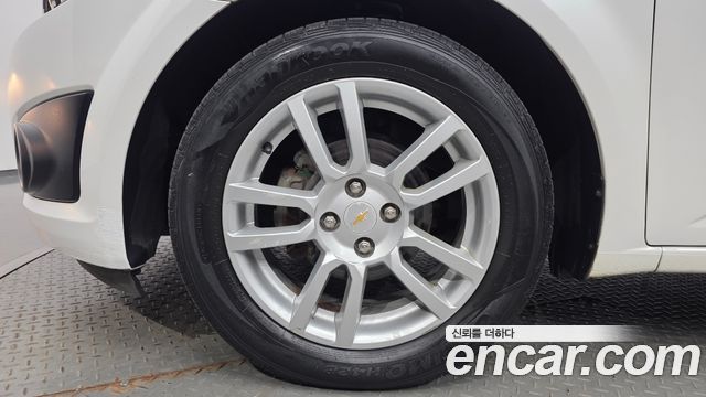 Chevrolet Korea Aveo 2014 — photo 5