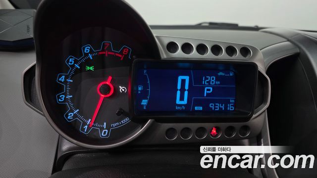 Chevrolet Korea Aveo 2014 — photo 8