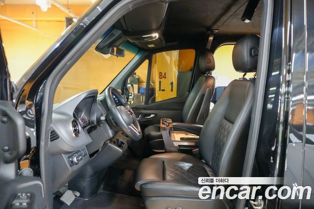 Mercedes-Benz Sprinter 2022 — photo 10