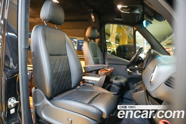 Mercedes-Benz Sprinter 2022 — photo 12