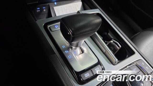 Genesis G80 2018 — photo 12