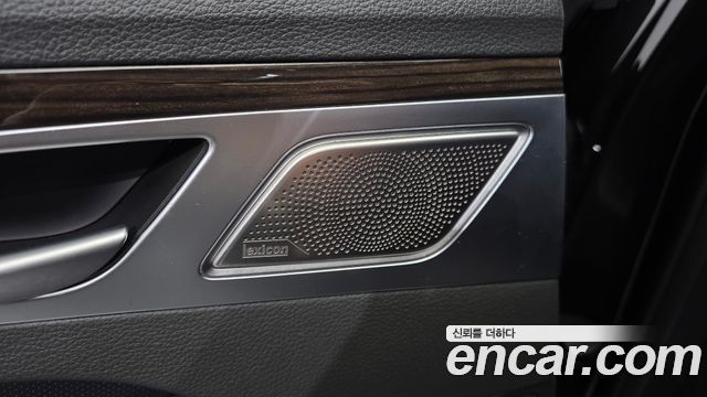 Genesis G80 2018 — photo 35