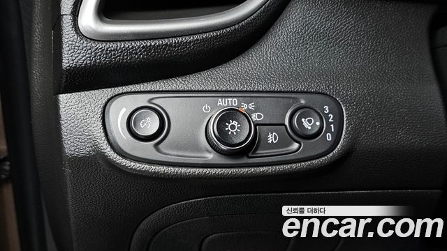 Chevrolet Korea Trax 2019 — photo 14