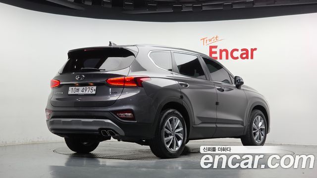 Hyundai Santafe 2019 — photo 2