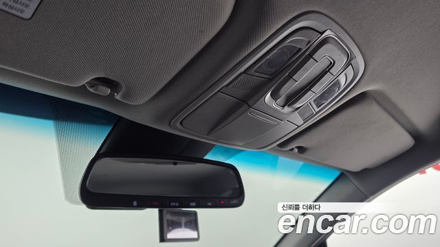 Hyundai Santafe 2019 — photo 22