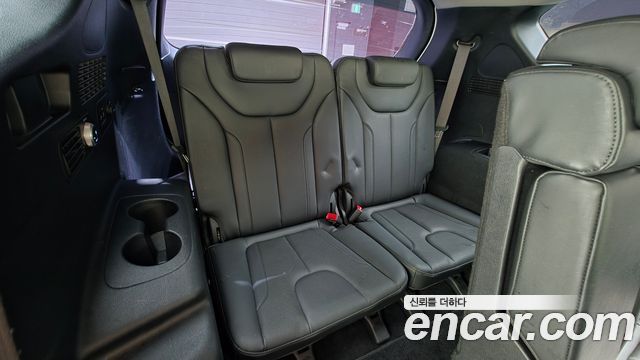 Hyundai Santafe 2019 — photo 25