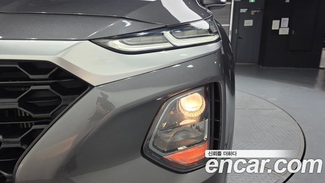 Hyundai Santafe 2019 — photo 8