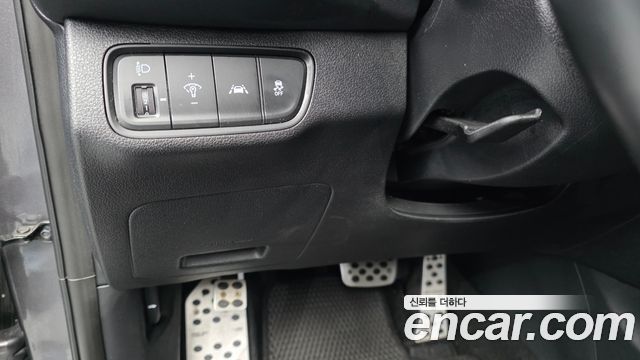 Hyundai Santafe 2019 — photo 28