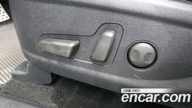 Hyundai Santafe 2019 — photo 30