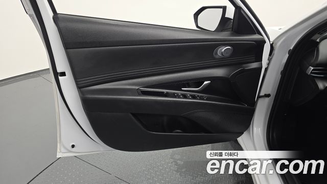 Hyundai AVANTE 2024 — photo 14