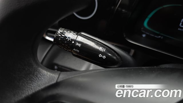 Hyundai AVANTE 2024 — photo 31