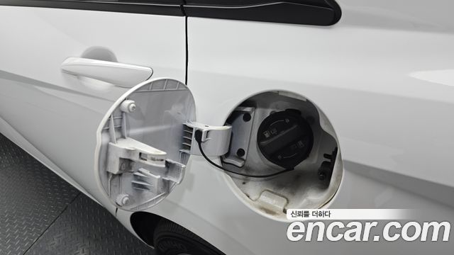 Hyundai AVANTE 2024 — photo 34