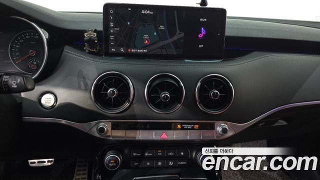 Kia Stinger 2021 — photo 18