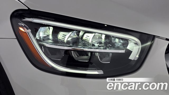 Mercedes-Benz GLC-Class 2023 — photo 8