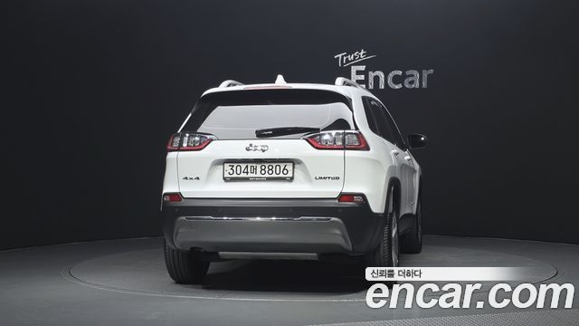 Jeep Cherokee 2020 — photo 4