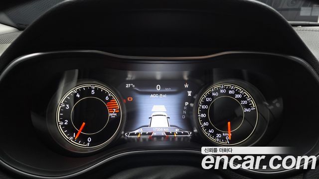 Jeep Cherokee 2020 — photo 11