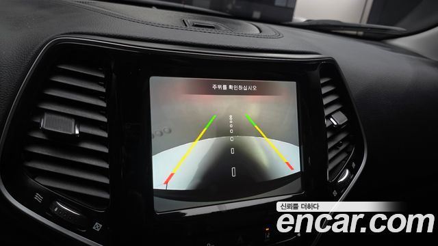 Jeep Cherokee 2020 — photo 22
