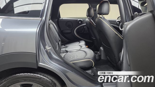 Mini Countryman 2016 — photo 12