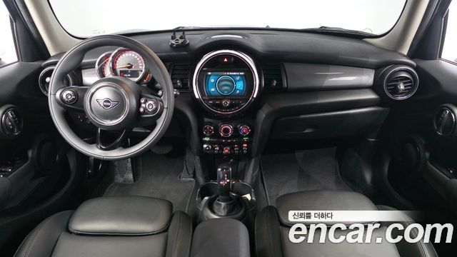 Mini Cooper 2021 — photo 10