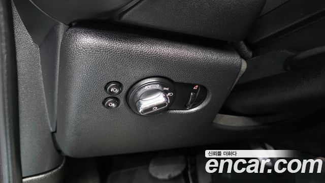 Mini Cooper 2021 — photo 24