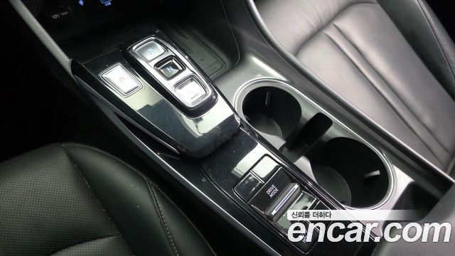 Hyundai Sonata 2020 — photo 12