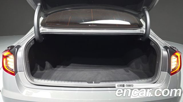 Hyundai Sonata 2020 — photo 26