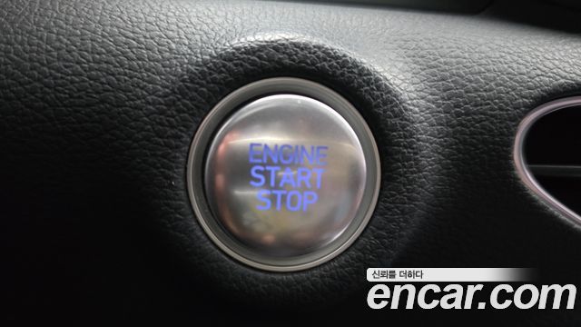 Hyundai Sonata 2020 — photo 32