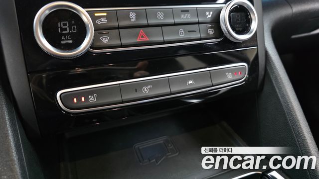 Renault Korea SM6 2021 — photo 30