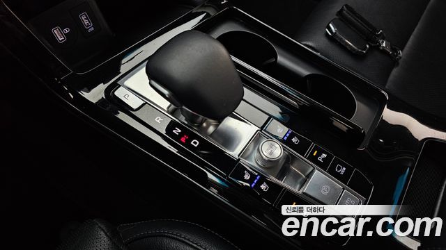 Kia K7 2020 — photo 9