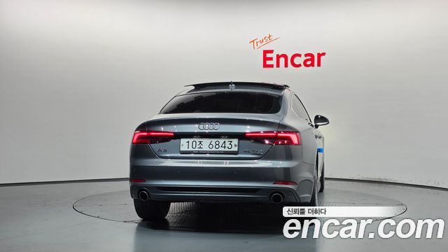 Audi A5 2019 — photo 4